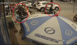 2 nam 1 nữ đi SH và Lead dàn cảnh trộm xe Wave